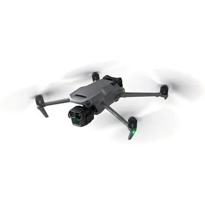Квадрокоптер DJI Mavic 3 Pro Fly More Combo （DJI RC)