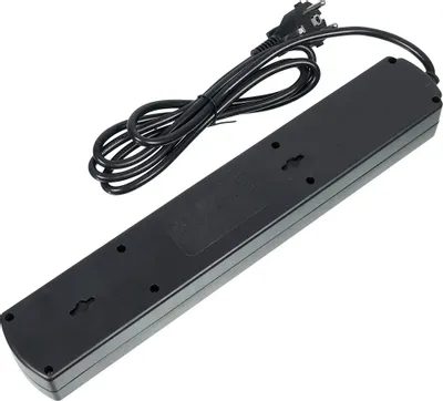 Сетевой фильтр 5,0м Ippon BK-252  ( 6 розеток ) черный