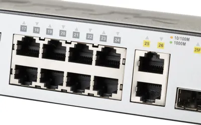 Коммутатор D-Link DES-1210-28/ME управляемый (24UTP 10/100Mbps + 2SFP +  2Combo  1000BASE-T/SFP)