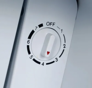 Холодильник однокамерный Hansa FM050.4 белый